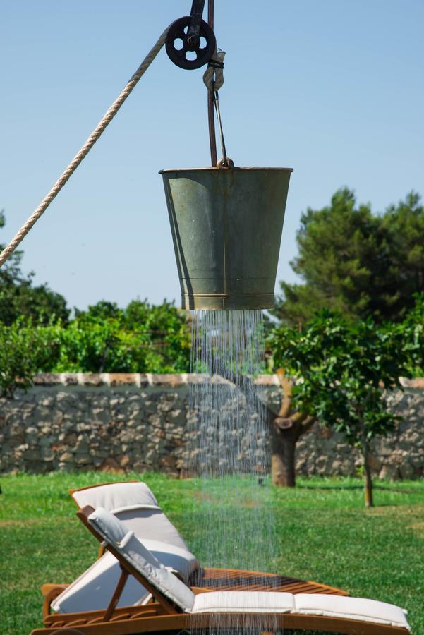 Dimora Del Duca, Masseria B&B Di Charme มอนเตโรนิดิเลชเช ภายนอก รูปภาพ