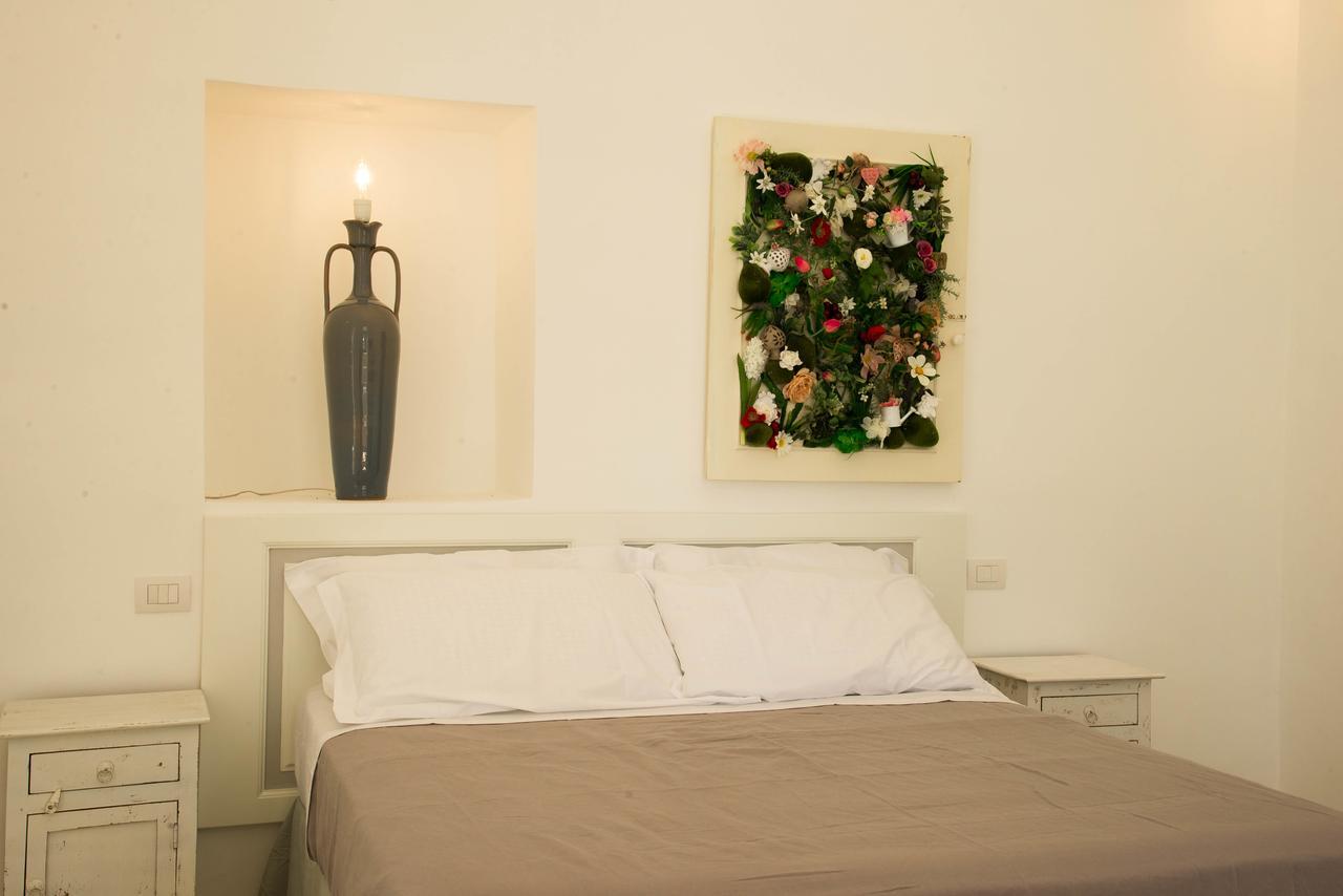 Dimora Del Duca, Masseria B&B Di Charme มอนเตโรนิดิเลชเช ภายนอก รูปภาพ