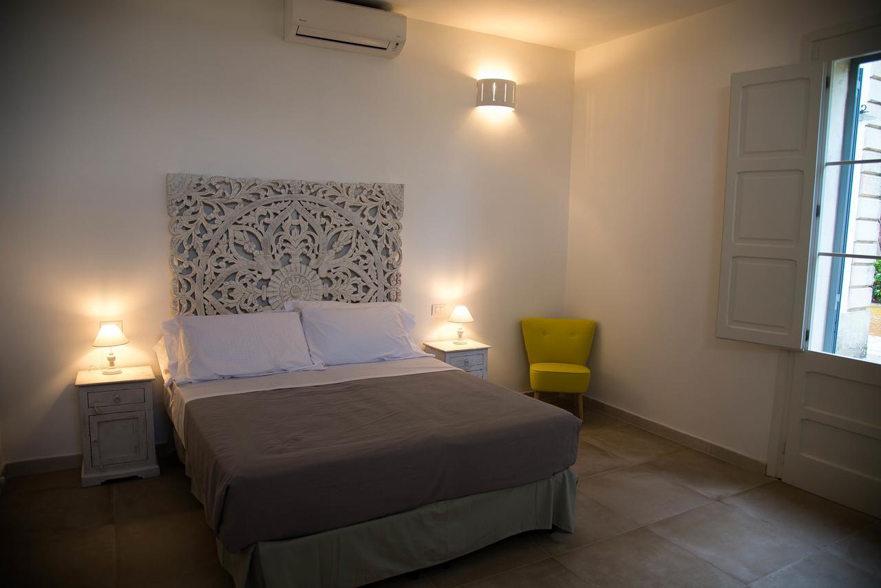 Dimora Del Duca, Masseria B&B Di Charme มอนเตโรนิดิเลชเช ภายนอก รูปภาพ