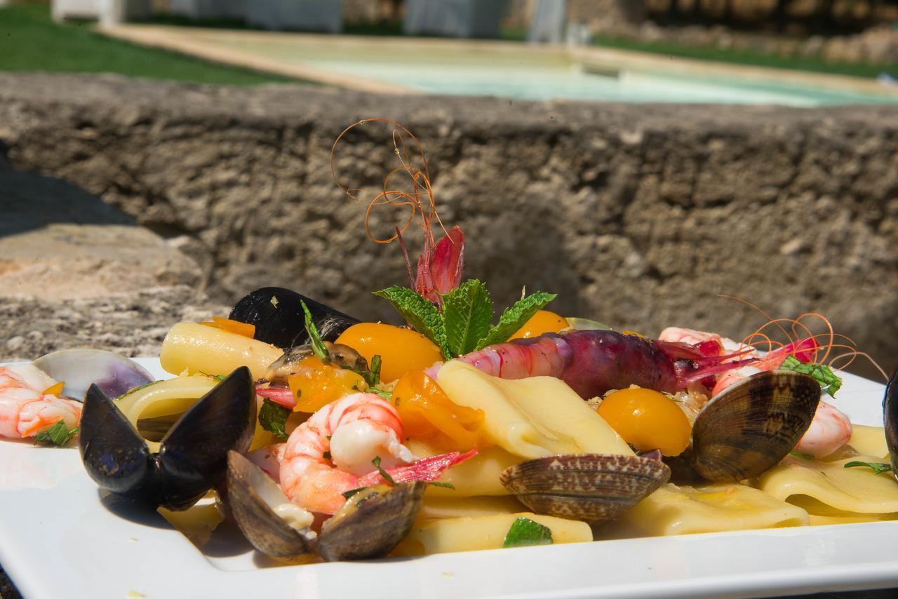 Dimora Del Duca, Masseria B&B Di Charme มอนเตโรนิดิเลชเช ภายนอก รูปภาพ